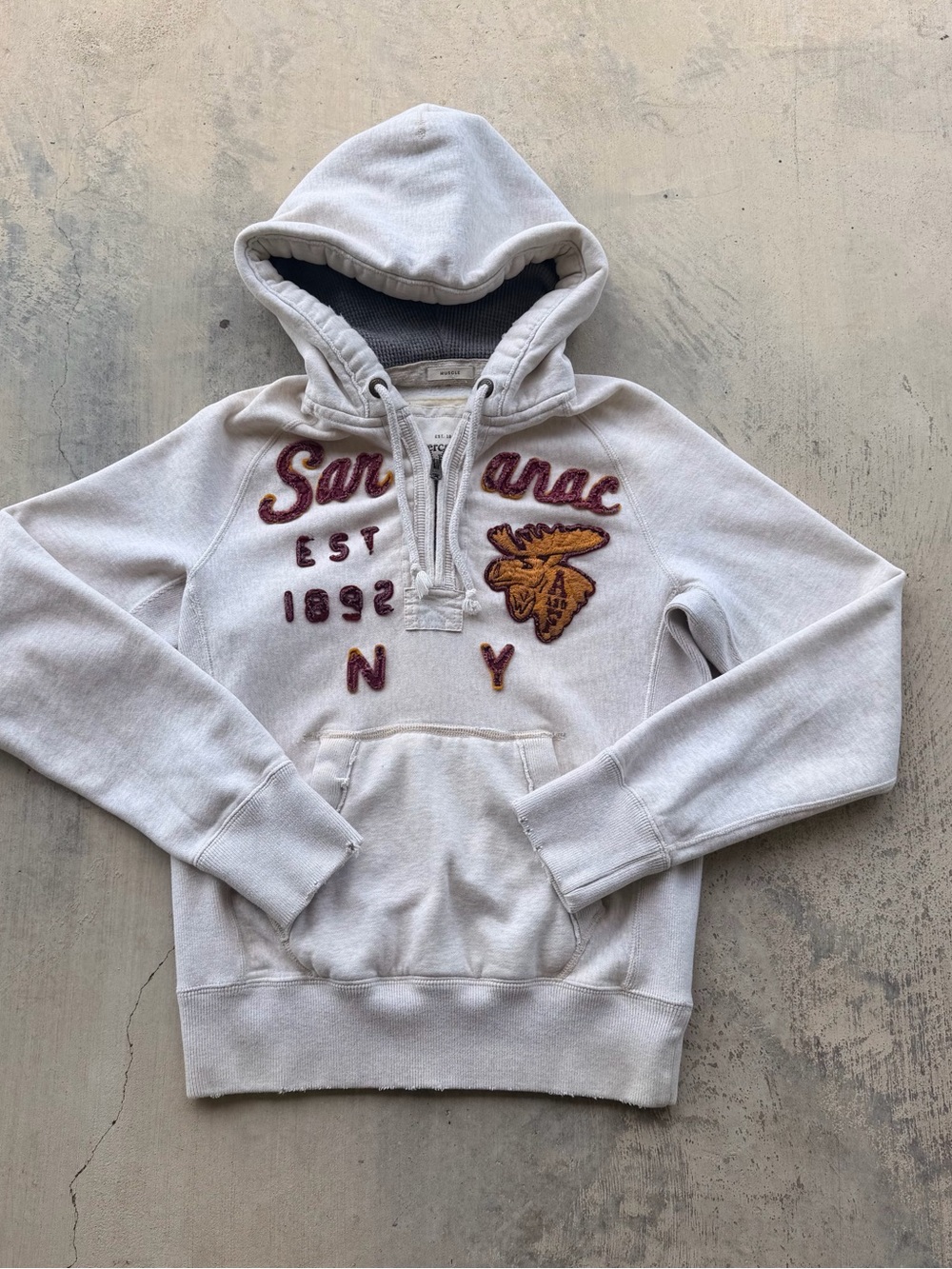 Vtg Abercrombie & Fitch m Hooded Sweatshirt with Embroidered Appliqué